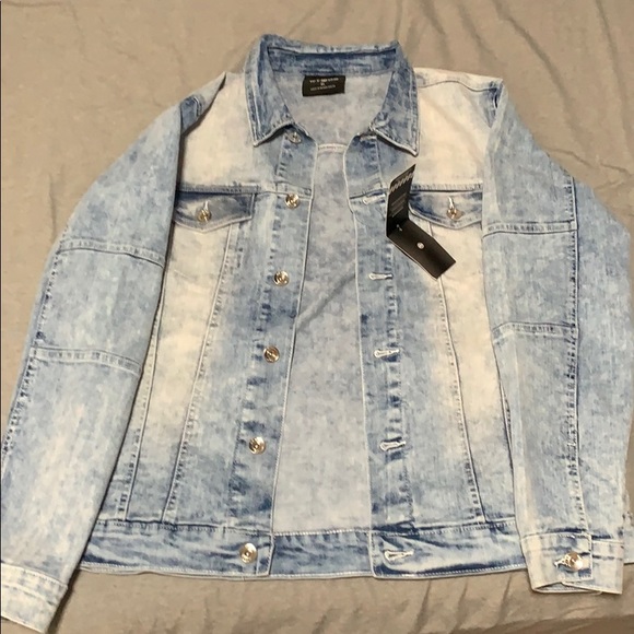 Jean jacket - Picture 2 of 5